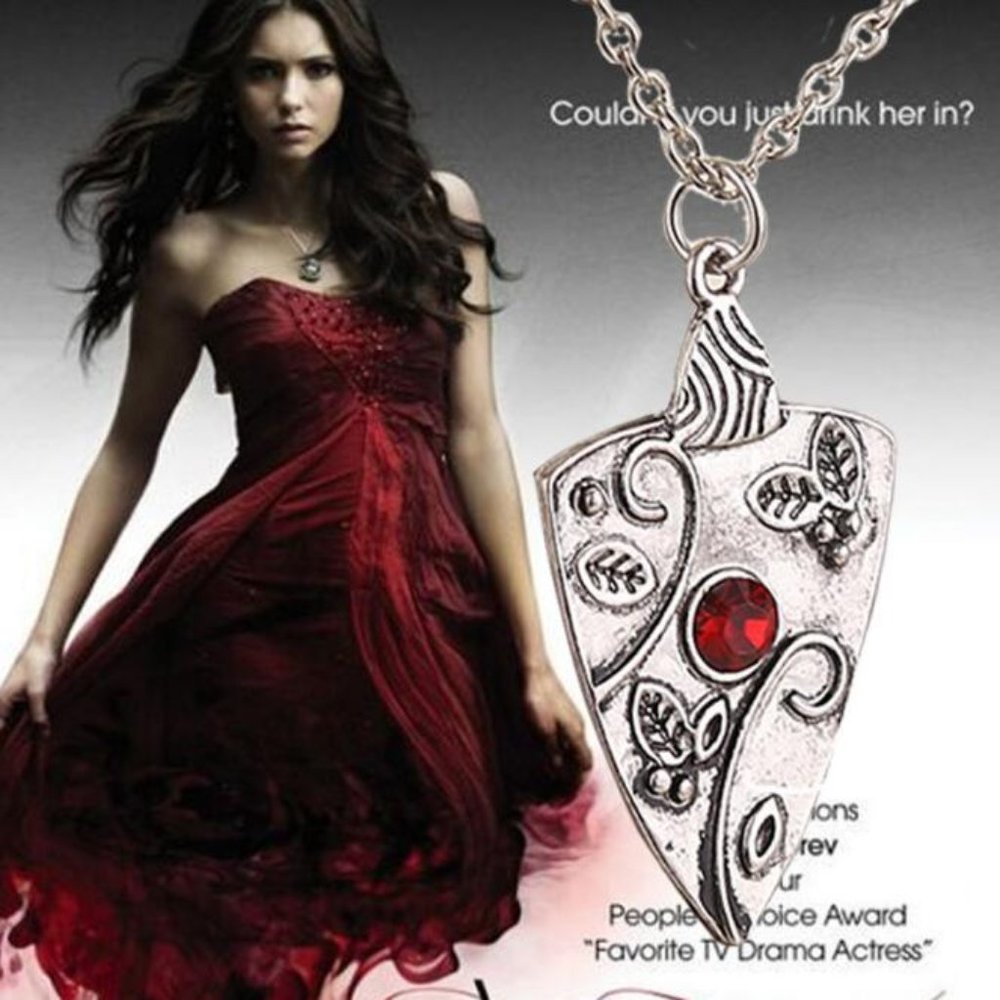 Necklace ~ Vampire Diaries ~ Bennett Family ~ Bonnie Ruby